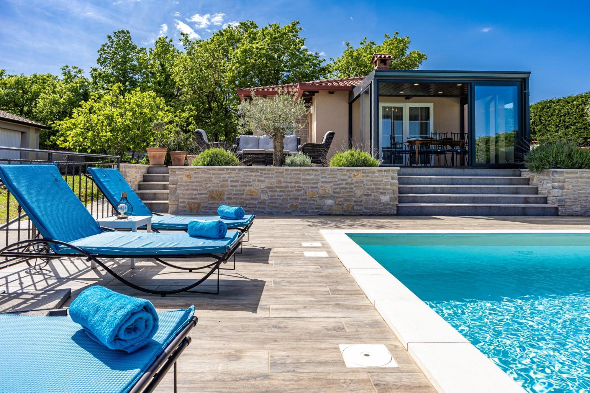 Krasna Kuca Villa Labin  Luaran gambar